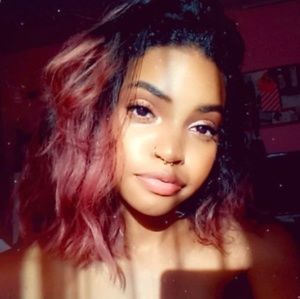 Meet your Posher, Brianna